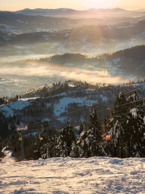 Dağların güzel manzarası