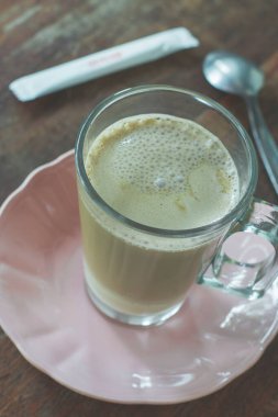 Sütlü kahve ekspresi