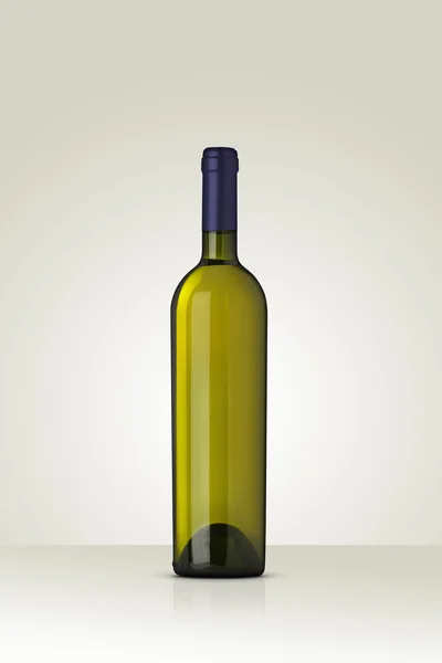 mockup beyaz şarap şişesi