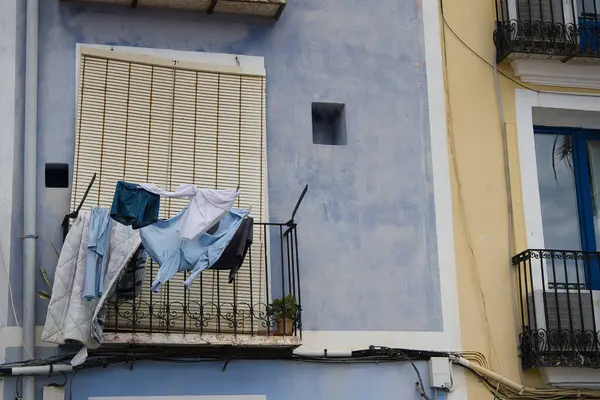 Image Clothes Hanging Balcony House Located Villajoyosa Alicante Spain — Foto de Stock