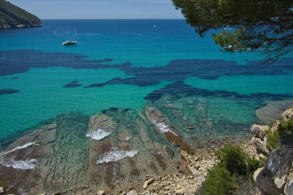 Panorámás Kilátás Kristálytiszta Vizekre Moraira Alicante Spanyolország — Stock Fotó