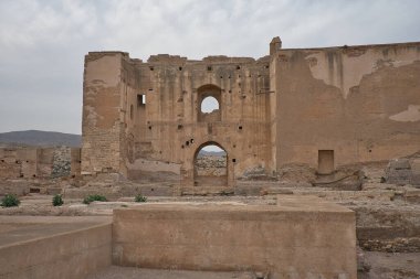 Alcazaba de Almeria, kale ve kale. İç cephenin bir parçası gibi görünüyor. Endülüs, İspanya