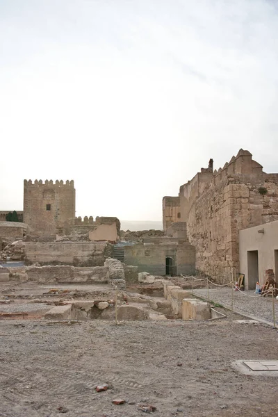 阿尔梅利亚的阿尔卡萨巴 城堡和要塞内的一些废墟 Andalusia 西班牙 — 图库照片