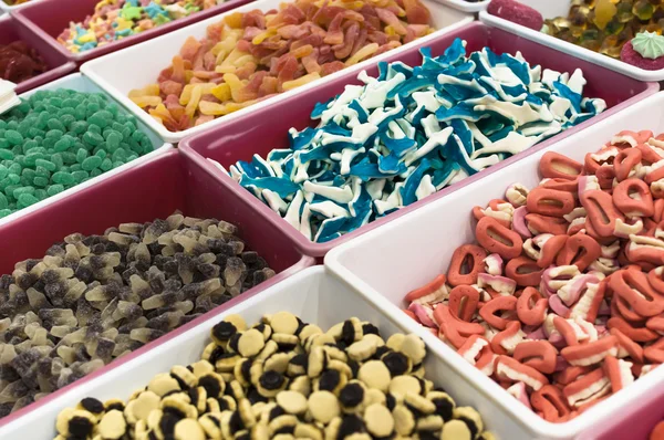 Dulces de jalea de colores para la venta en el mercado — Foto de Stock