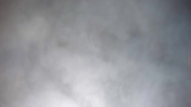 Çerçevenin altından hala tam HD çözünürlükte gelen duman görüntüsü, bir kaplama olarak kullanılabilir.