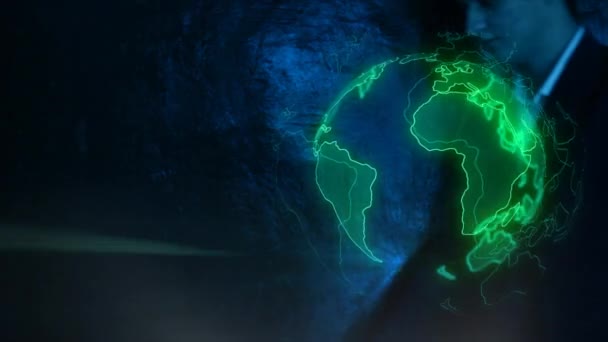 Çözünürlüklü Fütürist Hologramları Kullanarak Işini Küresel Olarak Genişletmeyi Planlayan Bir — Stok video