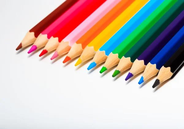 Crayons de couleur, peinture, création, fournitures de bureau — Photo