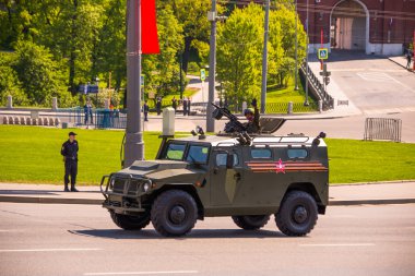 Geçit töreni. Zafer Bayramı. 9 Mayıs, Rus silahlı kuvvetleri, askeri teçhizat.