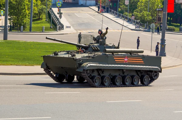 Geçit töreni. Zafer Bayramı. 9 Mayıs, Rus silahlı kuvvetleri, askeri teçhizat.