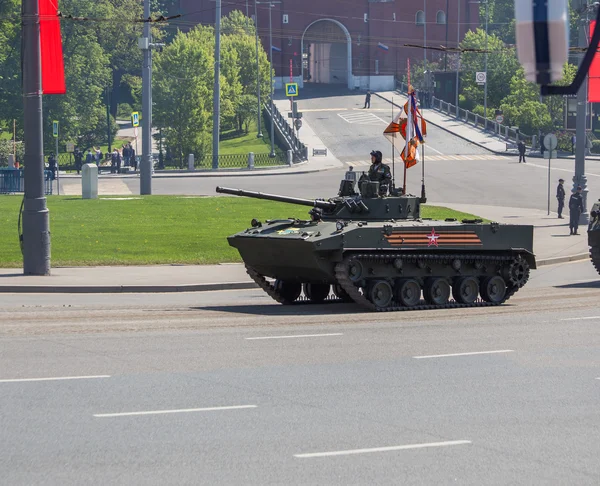 Geçit töreni. Zafer Bayramı. 9 Mayıs, Rus silahlı kuvvetleri, askeri teçhizat.