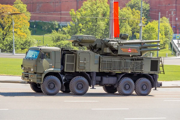 Geçit töreni. Zafer Bayramı. 9 Mayıs, Rus silahlı kuvvetleri, askeri teçhizat.