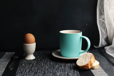 Kahvaltını edebilirsin. Lezzetli yemek..