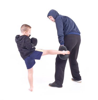 kickboks dersi çocuklarla