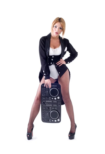 Sexy fille avec équipement audio — Photo