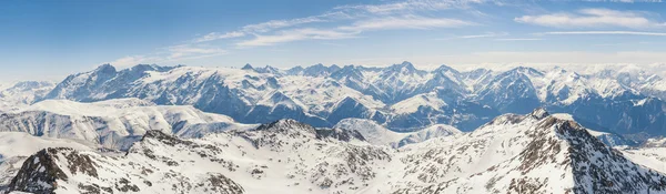 Panoramatický pohled na hory — Stock fotografie