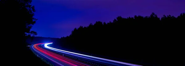 Luces Carretera Nocturnas Luces Coches Movimiento Por Noche Exposición Larga — Foto de Stock