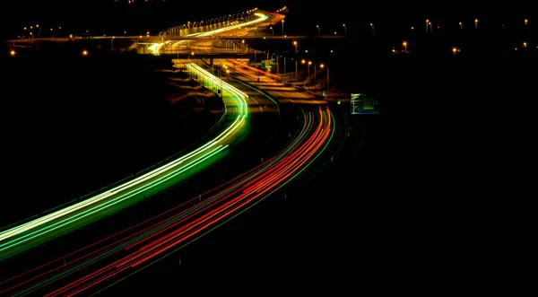 Nachtautobahn Lange Belichtung Der Autos Auf Der Nachtstraße — Stockfoto