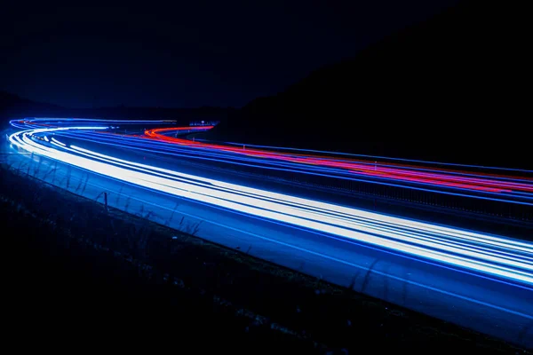 Carretera Nocturna Larga Exposición Luces Coches Camino Nocturno — Foto de Stock