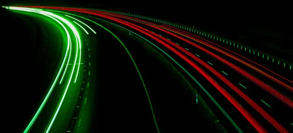 Luzes Noturnas Luzes Carros Movimento Noite Exposição Longa Vermelho Azul — Fotografia de Stock