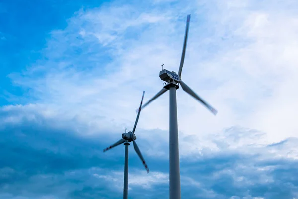 Větrná Farma Větrný Mlýn Elektrický Generátor Čistá Ekologická Obnovitelná Energie — Stock fotografie