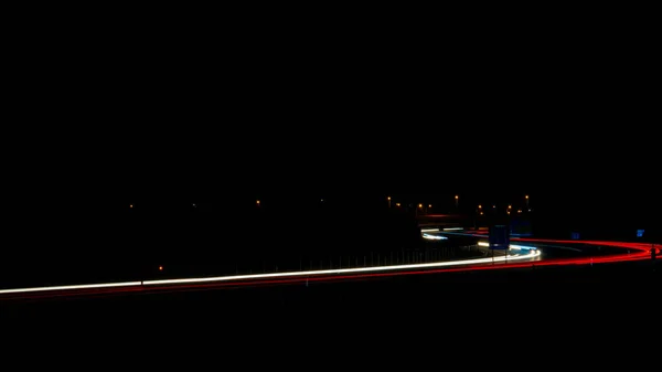 Feux Circulation Nocturnes Lumières Voitures Mouvement Nuit Longue Exposition Rouge — Photo