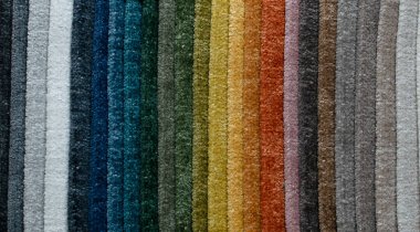 Kumaş şeritler. farklı renklerde çizgili arkaplan