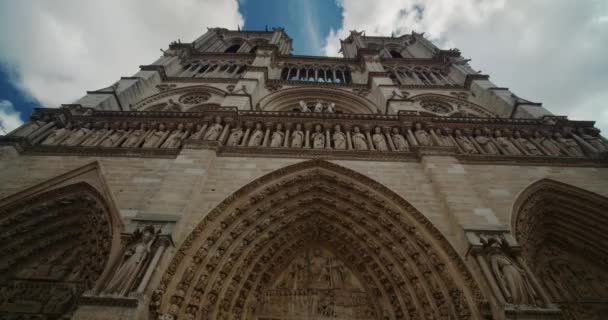 フランス パリの大聖堂ノートルダム寺院の眺め — ストック動画