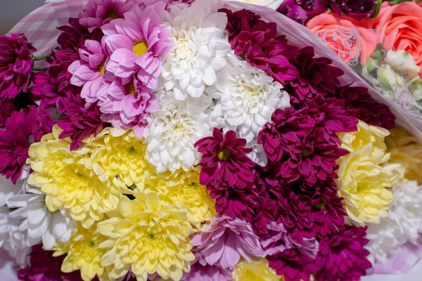 Schöner Blumenstrauß Einer Vase — Stockfoto