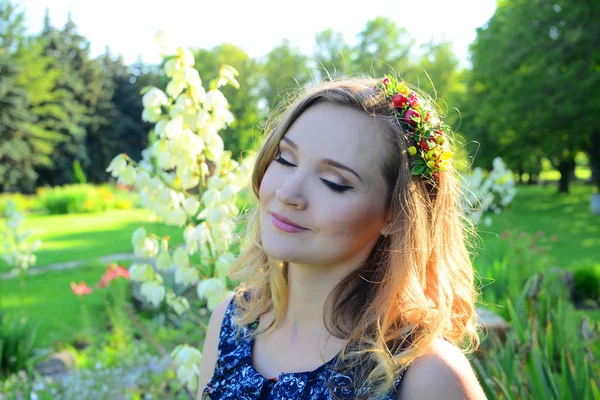 Portrait of a beautiful young girl in a positive mood calm again — Foto Stok Gratis