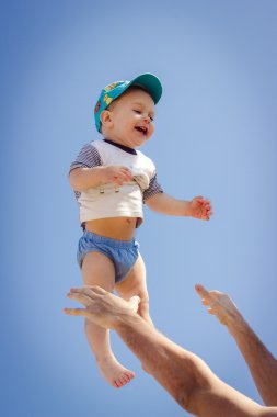 Baba bebek evlat atar