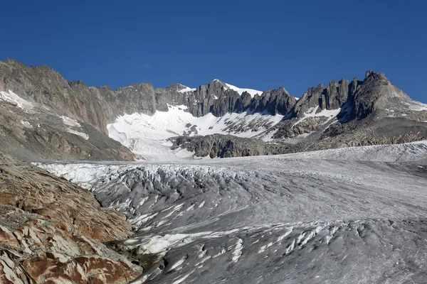 Schweizer Alpen mit "Rhone" -Gletscher — Stockfoto