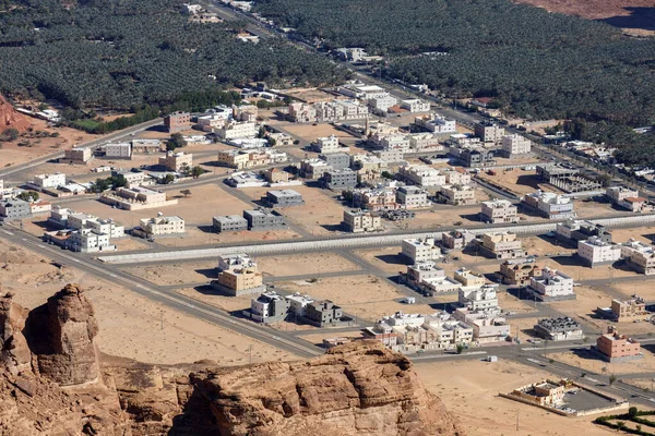 Pohled Ula Oázu Uprostřed Hornaté Krajiny Saúdské Arábie Stock Obrázky