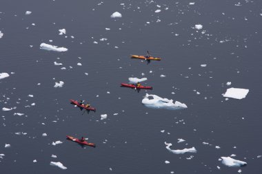 gün Antarktika'da Kayak Zamanı