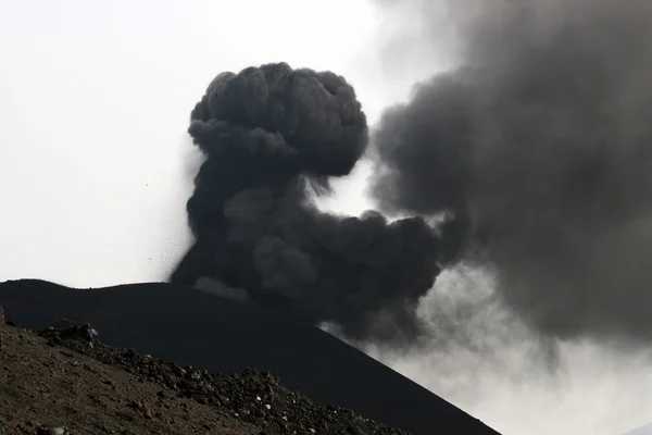 Bela vista do vulcão Etna — Fotografia de Stock