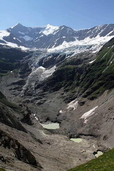 Prachtig uitzicht van de Zwitserse Alpen — Stockfoto