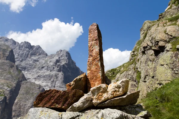 Signpost made with stones, Switzerland — Stock Photo, Image