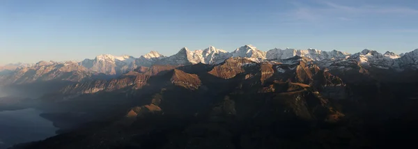 Eiger, Moench, Jungfrau nell'Oberland Bernese — Foto Stock