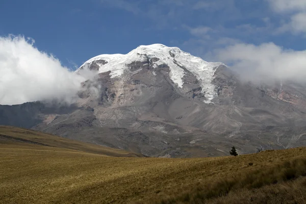 Вулкан Чимборасо — стоковое фото