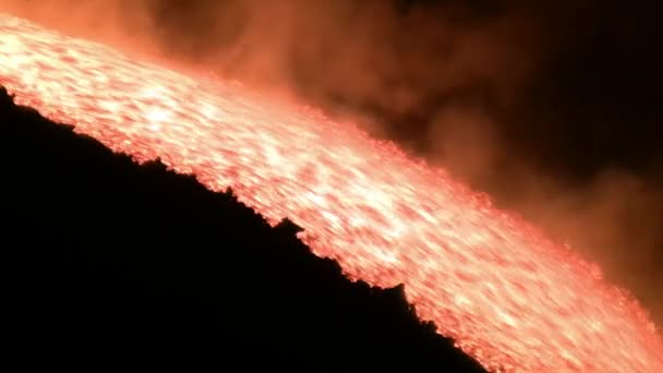 Vulkanen Etna lavaflödet — Stockvideo