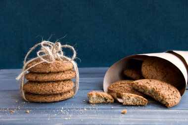 Yulaf ezmeli kurabiye yığını