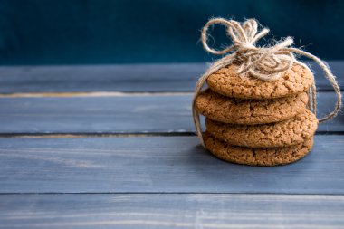 Yulaf ezmeli kurabiye yığını