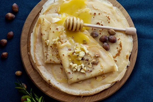 Stapel hausgemachter Pfannkuchen — Stockfoto