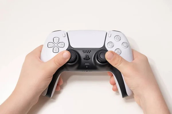 Playstation Dual Sense Controller Kid Hand Sao Paulo Brazylia 2020 — Zdjęcie stockowe