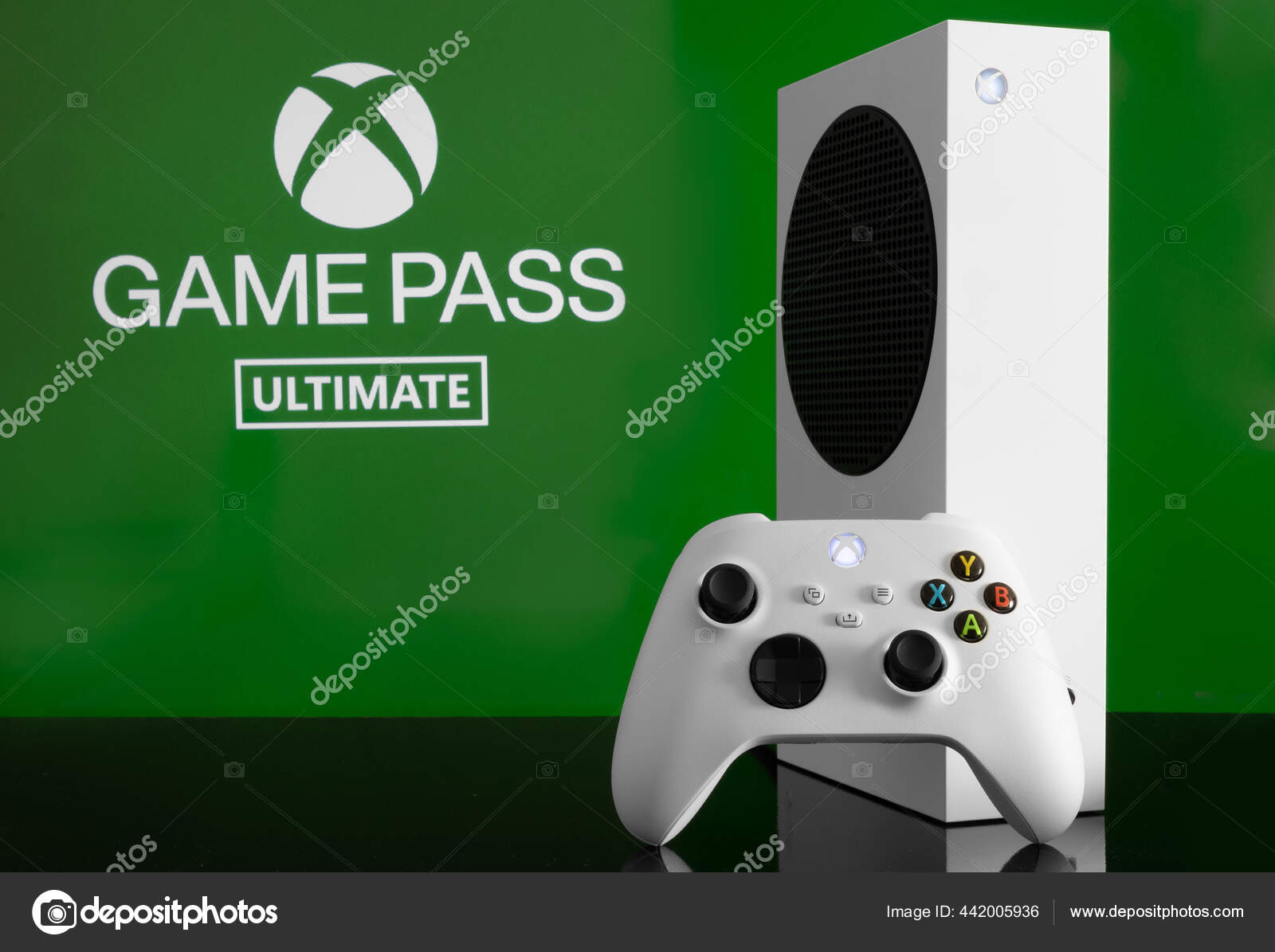 Xbox Game Pass Tela Com Console Controle Xbox Series Janeiro — Fotografia  de Stock Editorial © miglagoa79@gmail.com #442005936