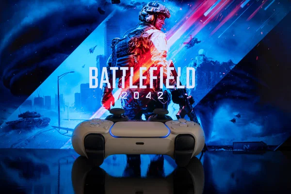 Battlefield 2042 Sur Écran Avec Manette Playstation Juin 2021 Sao — Photo