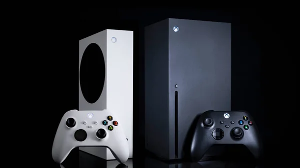 Seri Xbox Dan Seri Xbox Dengan Pengendali Jul 2021 Sao — Stok Foto