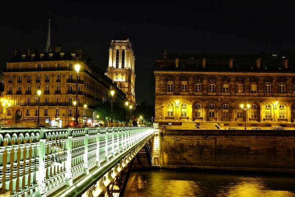 Paris France February 2022 Illuminated Famous Cathedral Notre Dame Seine — Fotografia de Stock