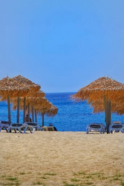 Ios Greece August 2019 Tourist Enjoying Sandy Beach Mylopotas Ios — Stok fotoğraf