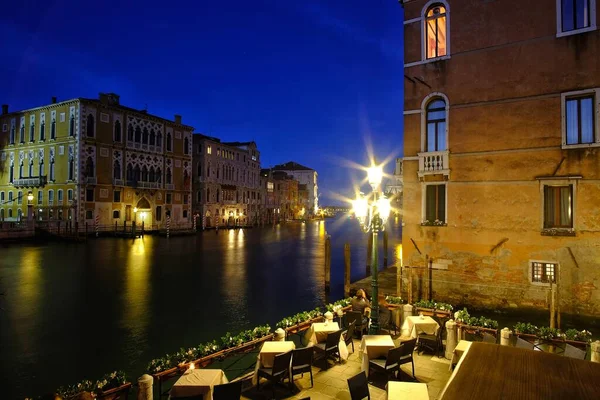 Venice Italy April 2019 Romantic Outdoor Restaurant Next Grande Canal — Stock Photo, Image