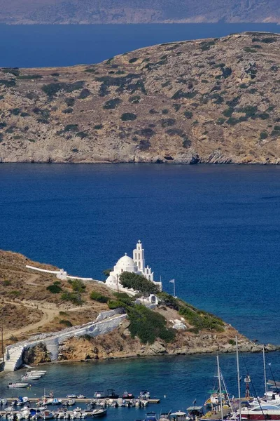 Panoramic View Aegean Sea Rooftop Whitewashed Orthodox Chapel Island Ios — Zdjęcie stockowe